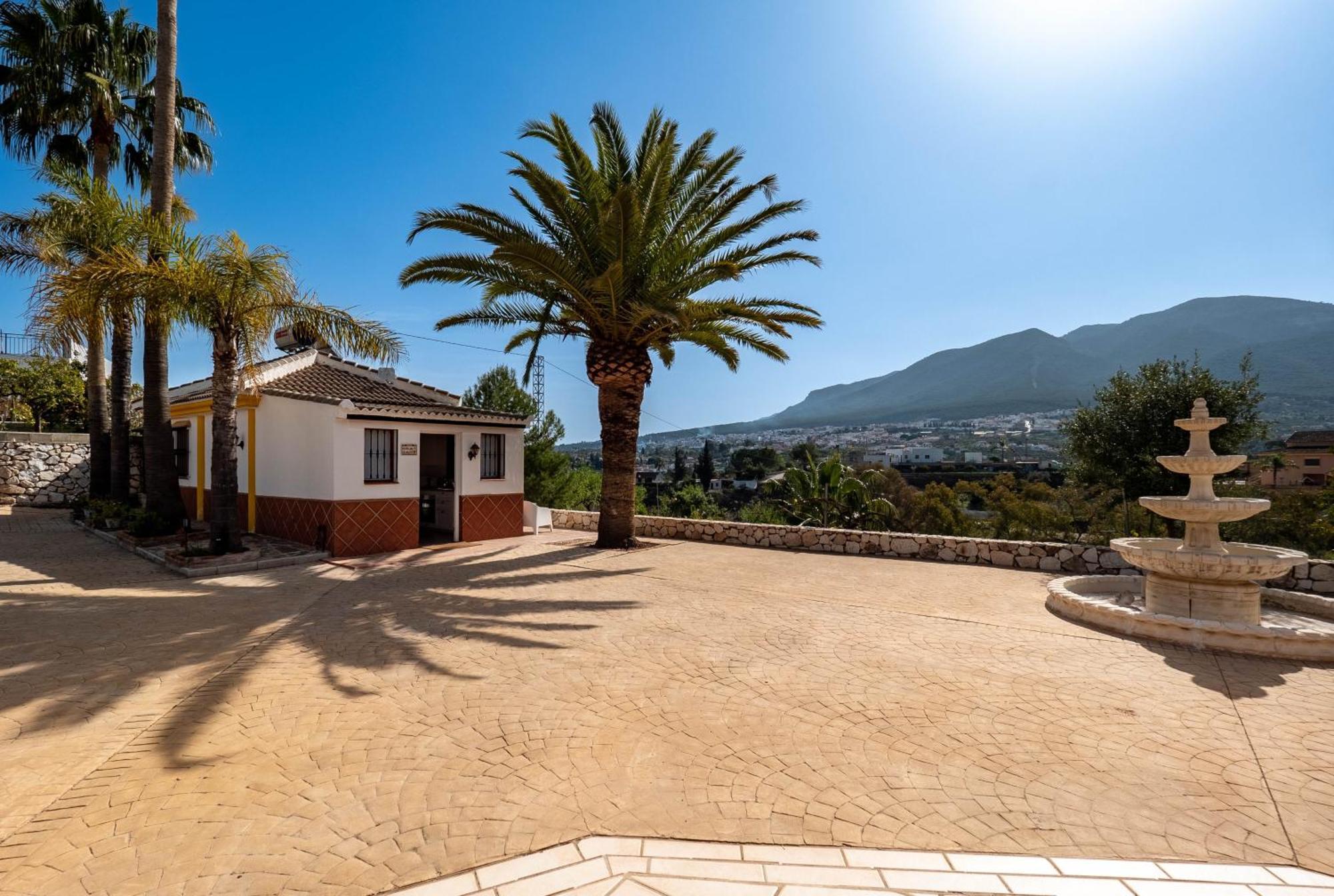 Casa Amarilla Casitas