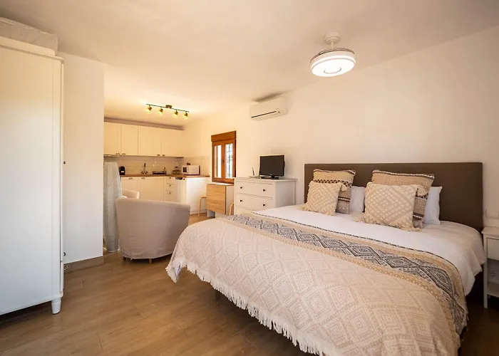 Casa Amarilla Casitas
